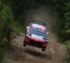 Thierry Neuville focust na tweede opgave op powerstage en Welshman pakt de leiding in Portugal