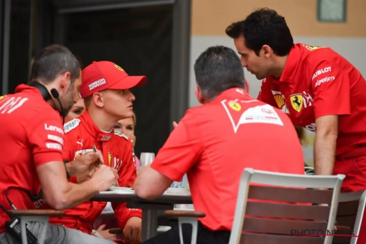 📷 🎥 Schumacher rijdt zijn eerste kilometers voor Ferrari