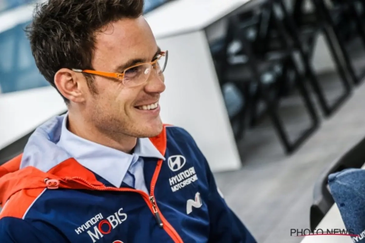 Thierry Neuville voelt zich uitstekend in Argentijnse regen en rukt op