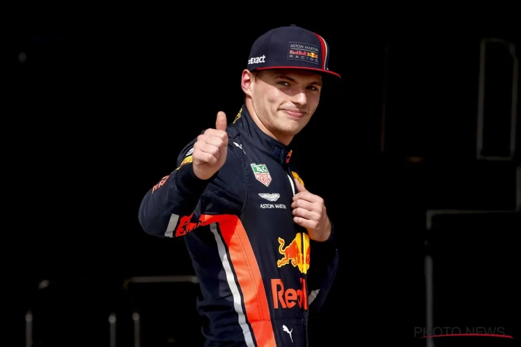 🎥 Feliz Navidad! Wereldkampioen Verstappen en teamgenoot bespreken - in kersttrui - de kerstwensen
