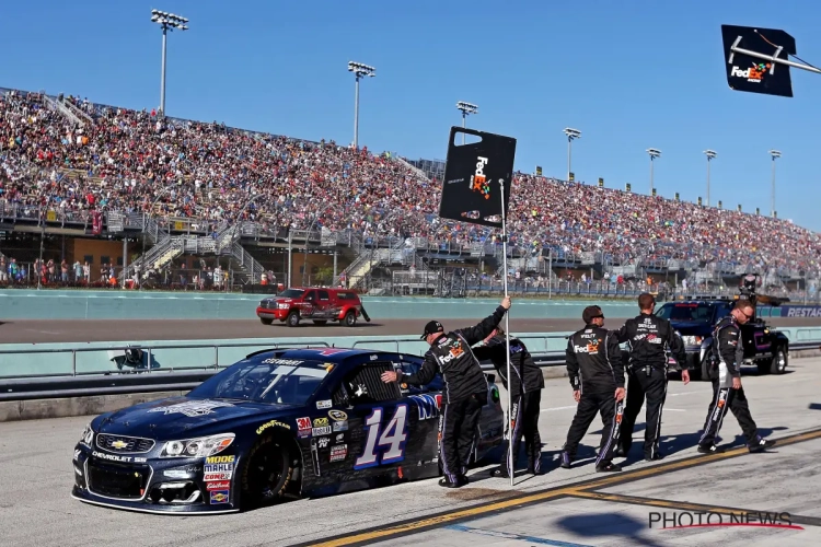 🎥 Daytona 500: het 'command' van President Trump, winst voor Hamlin en horrorcrash die gelukkig geen leven eist
