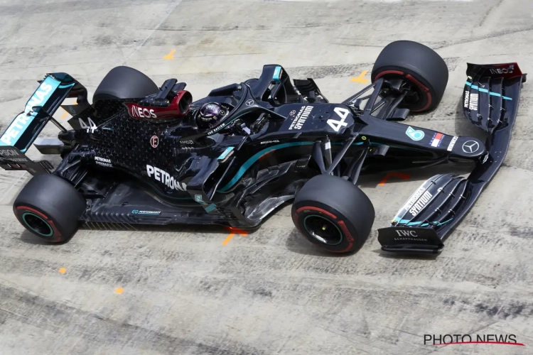Ernstige crash legt laatste sessie tijdelijk lam, dominante Hamilton scoort nadien 3 op 3