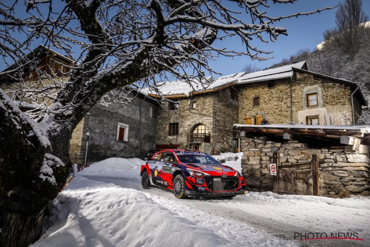 Thierry Neuville schuift nog op in de sneeuw in Monte Carlo, overwinning is voor Fransman Ogier